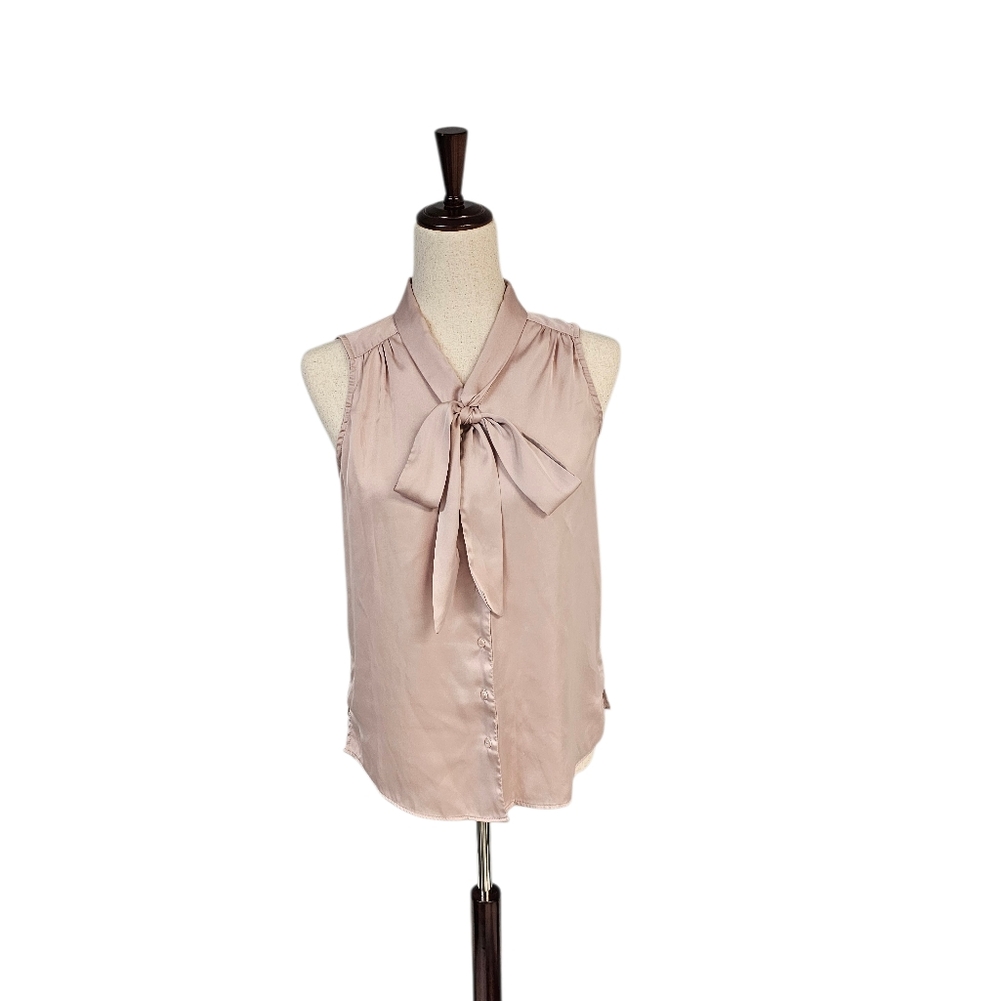 Maison D'Amelie Stain Silk Blush Pink Bow Tie Blouse Tank XS Preowned - Picture 2 of 9